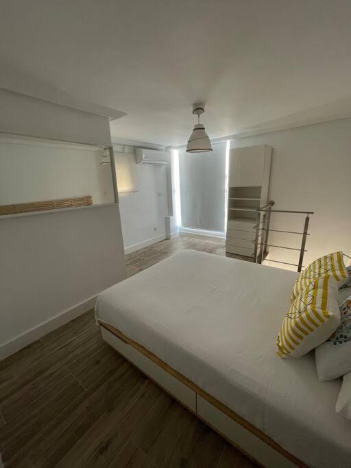 Апартаменти Atico Duplex Con Terraza En Pleno Centro De Jerez Херес-де-ла-Фронтера Екстер'єр фото